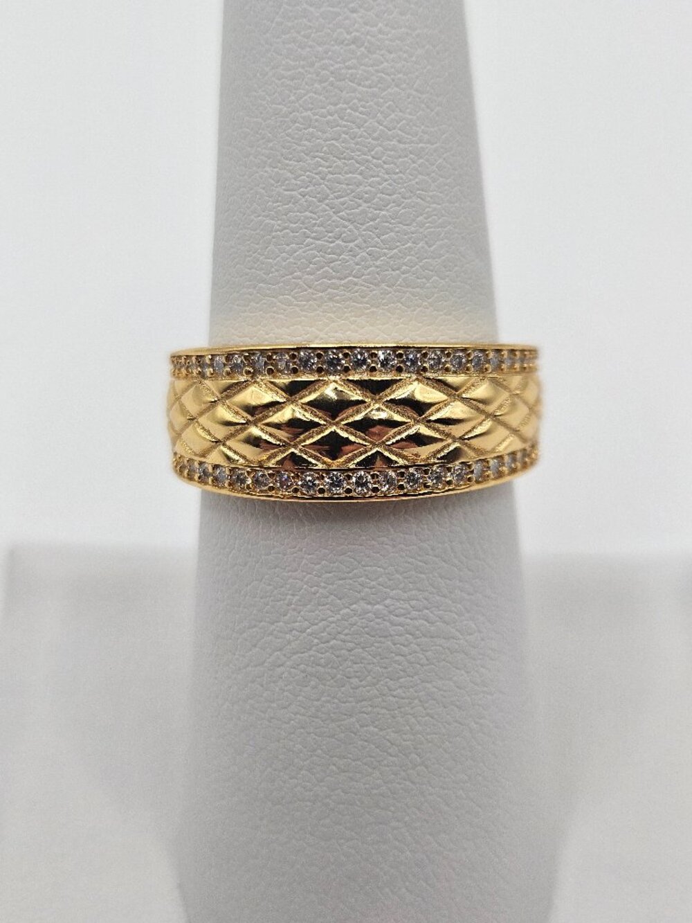GRA Certified 0.6 CTW Moissanite Gold Plated .925 Silver Band Sz 6